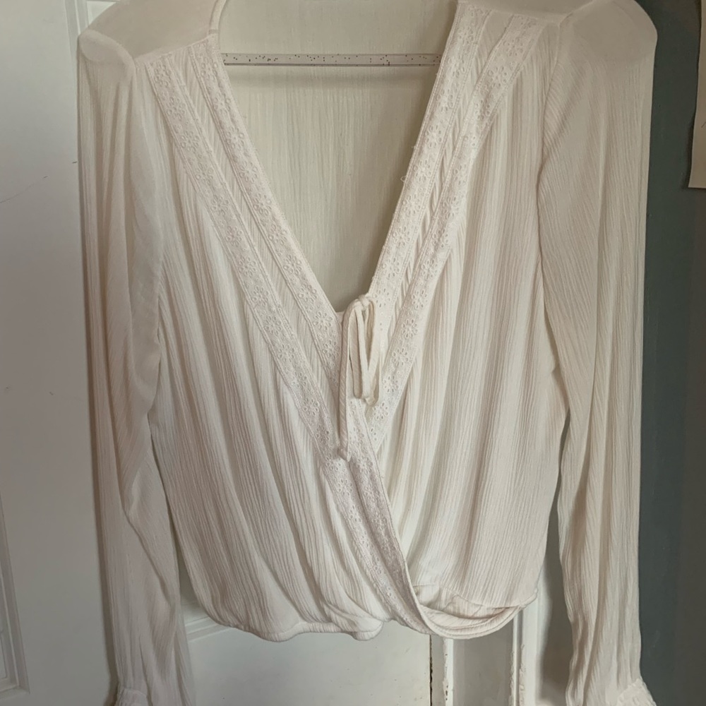 new Hollister long sleeves shirt